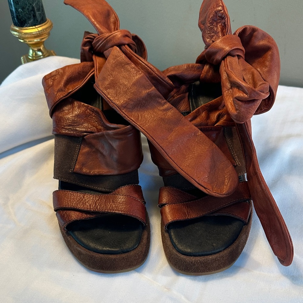 Leather Tie-Strap Platform Sandals in Brown